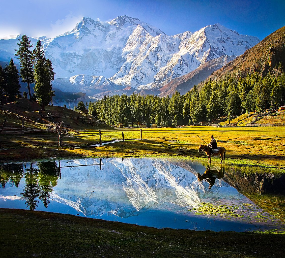 Why it’s a great idea to visit Himalayas this autumn