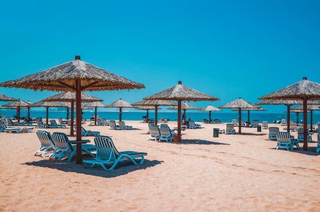 Golden sunrise and blue beaches, Ras Al Khaimah is a destination for all ages