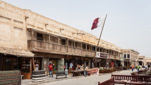 Souq_Waqif,_Doha,_Catar,_2013-08-05,_DD_26