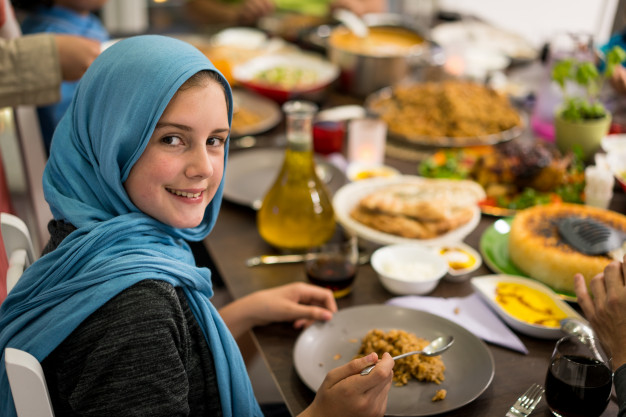 eating in dubai during ramadan