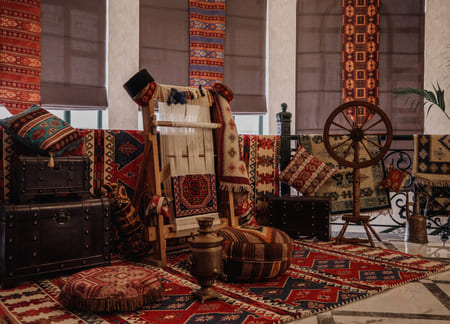 Qatar Souvenirs: Arabian Textiles