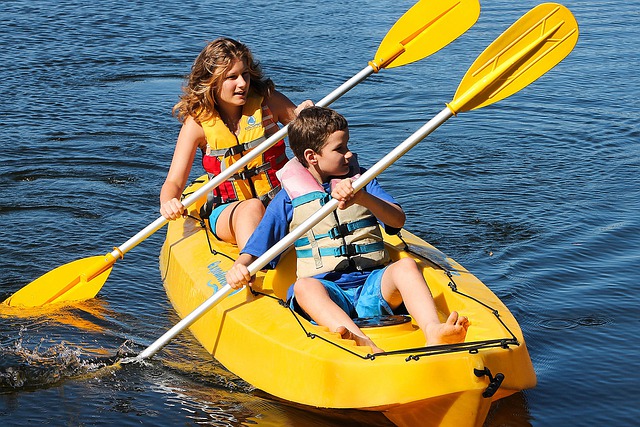 Qatar mangrove kayaking tours